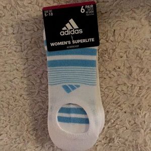 Woman’s no show adidas socks